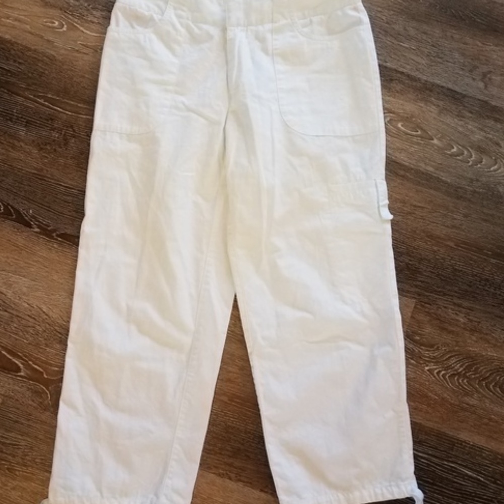 IZOD White 100% Cotton White Capri Pants